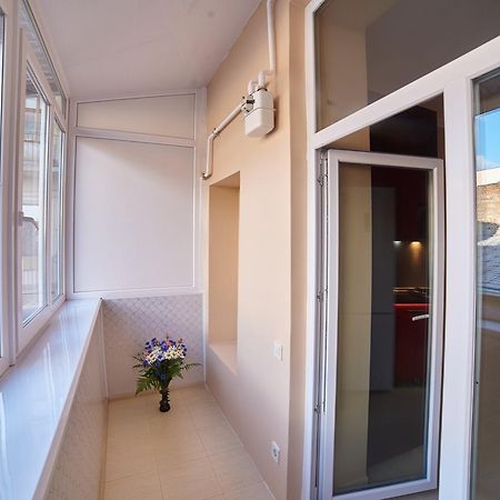 2 Bedrooms Apartment 150M From Opera House Λβιβ Εξωτερικό φωτογραφία